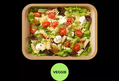 Gesunde und frische Bagels, Gerichte, Salate, Snacks, Wraps und Getränke aus einem Automaten: Toskana Mozzarella Salat